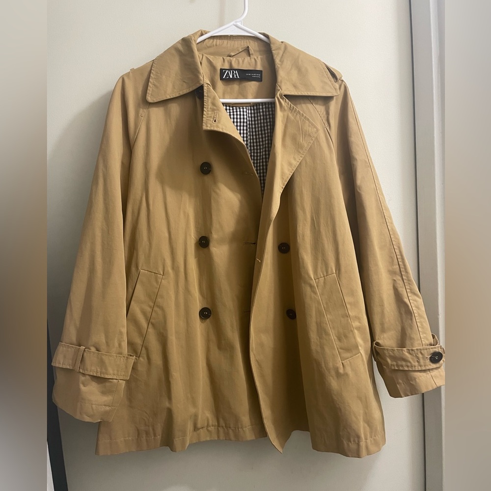 Zara trench coat, size XS